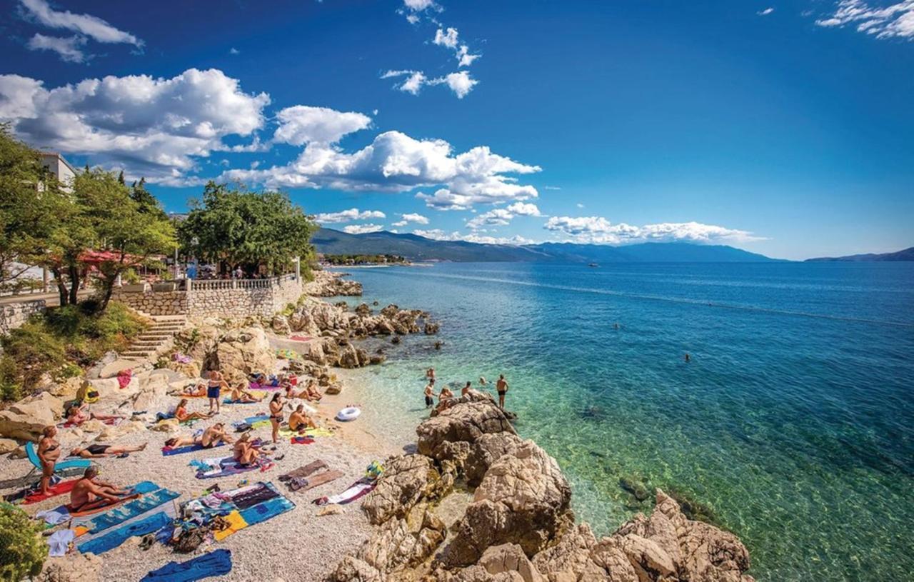 Apartma Irena Novi Vinodolski Buitenkant foto