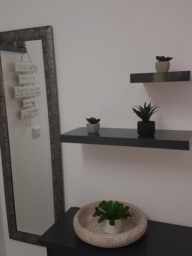 Apartma Irena Novi Vinodolski Buitenkant foto